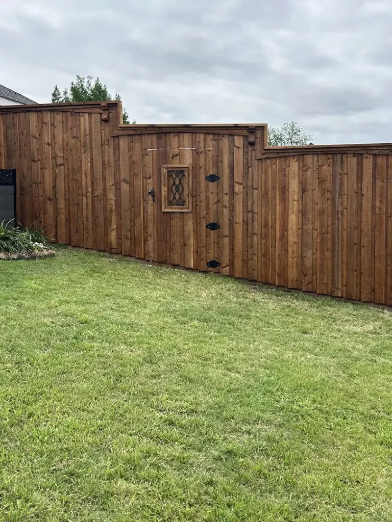 Wood Cedar - Board and Board