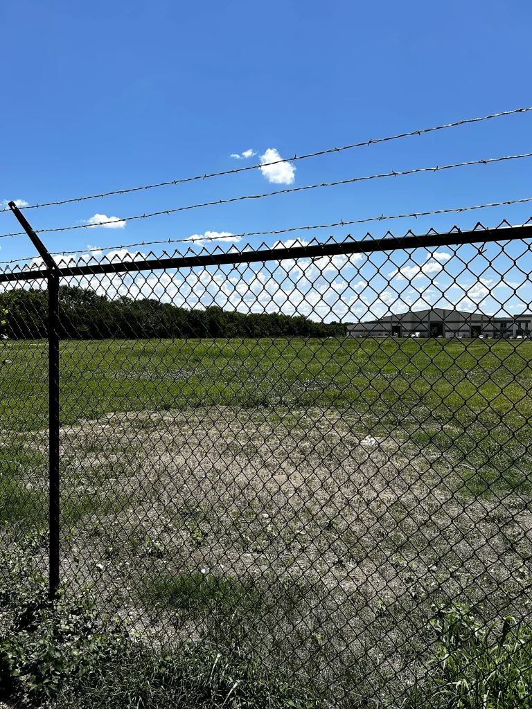 chain-link-fence-backyard-residential-dallas
